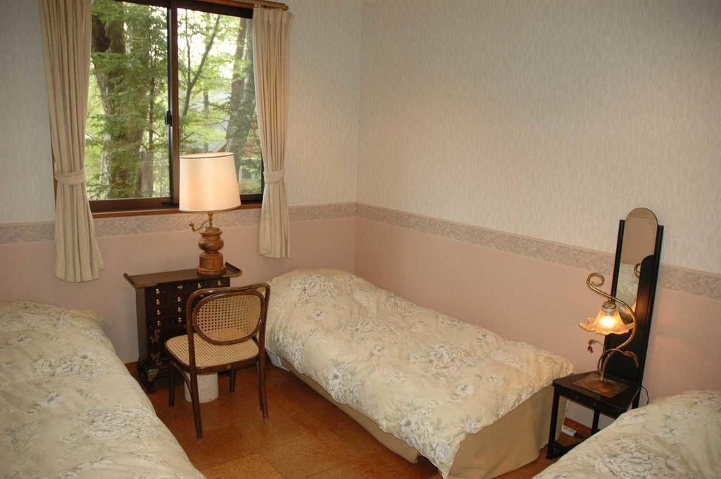 Pension Mozart Яманакако Экстерьер фото